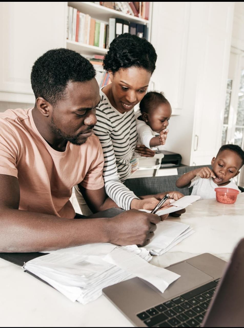 How Nigerians Can Build an Emergency Fund Even When Living Paycheck to Paycheck